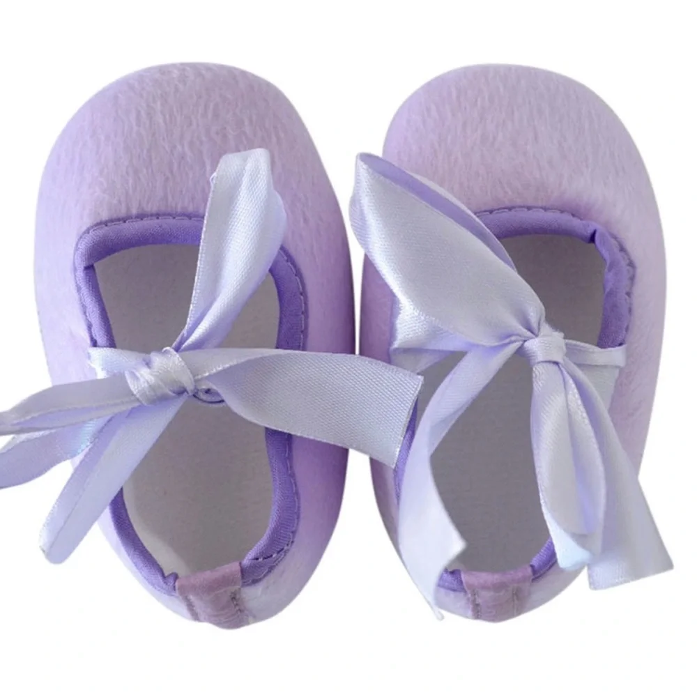 NEW! Crib Shoes (2 Color Options)